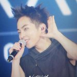 [EXO] 밍서기 <b>턱</b><b>선</b> 라인ㅠㅠㅠㅠ