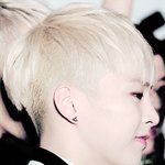 [시우민] 와 이 사진 첨봤는데 민석이 최소 <b>요정</b>