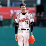 시구하러가서 화보찍은 조인성