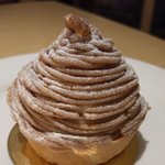 가을이 제철인 <b>몽블랑</b> 케이크