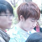 눈감고 <b>출근</b>하는 아이돌 <b>모습</b>
