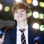[CHEN] 종대야....... 멀리서빈다