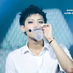 [EXO] 타오와 아이컨<b>택</b>