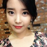 6주년 맞이해서 폭풍셀카 올린 아이유ㅋㅋㅋㅋㅋ