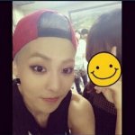 [EXO] 시우민 <b>여자</b>한테볼뽀뽀받는 <b>사진</b>떴다