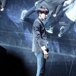 [EXO] 저딴발카로방송내보내는이유가뭐냐