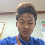 이승우 <b>따봉</b> 하는 포즈 좋아하는듯