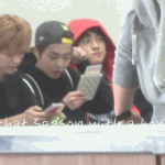 [EXO] 난 시험기간만 되면 덕심 <b>폭발</b>
