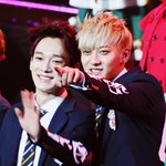 [EXO] <b>스파이</b>야 내글도 실시간으로 중계해줄거니???
