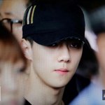 [EXO] 나 개인적으로 <b>이런모자</b> 별로 안좋아하는데 애들이 쓰니까...