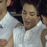 [시우민] 민석이 타투 때면서 "<b>아포</b>~<b>아포</b>옷!!"