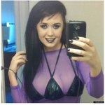 [추억파리여] 성형으로 가슴 하나를 추가한 여자