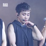 [시우민] 블랙루즈님 <b>민석</b>이 사진 진짜 너무 이쁘다ㅠㅠㅜㅜㅜ 