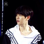 [백현] 백현아 <b>쇄골라인</b> 너무심한거아냐?ㅠㅠㅠ