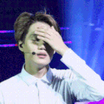 [카이] 카이 오빠 머리 넘기는 짤