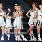 인간비타민 걸그룹 응원 <b>복장</b>