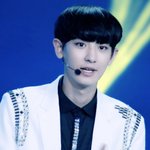 가발인줄 알았던 찬열머리ㅋㅋㅋㅋㅋ