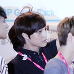 [EXO] 난 베라에서 렌<b>보우</b>샤베트가 제일 맛있더라