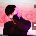 [EXO] 야 <b>레이</b>한테 관심좀가져라