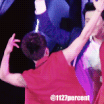 [시우민] 맏형 <b>VS</b> 열매 ㅋㅋ