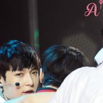 [EXO] 이 짤 9시 <b>지하</b>주차장 버금가는 느낌이야