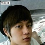 쌍커풀 <b>유무</b>로 나눈 男아이돌