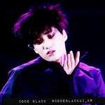 [EXO] 오늘 솔로무대 종인이 눈<b>화장</b> 대박이다