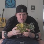 [<b>아리</b>] 파인애플 통째로 씹어먹기