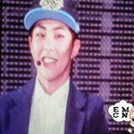 [시우민] 어머! 갓 <b>입학</b>한 학생같아 ㅎㅎ