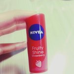 [카이] 종인이진짜이<b>립밤</b>써????