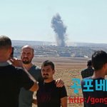 [<b>아리</b>] 전쟁터에서 ‘기념사진’ 찍는 관광객