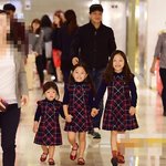 귀요미 세자매와 외출한 <b>정웅인</b>