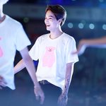 [루한] 엑소는 <b>역사</b>에 길이 길이 남을 아이돌이다 진짜ㅋㅋ;