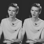 [EXO] 뜬금인데 메이즈<b>러너</b>보고왔는데