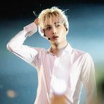 [EXO] 아니 그래서 진짜 25일에 컴백한다는거?