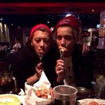 [EXO] 타오와 우이판의 치킨<b>회동</b>