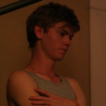 [뉴트] <b>랄라</b>랄라라 흔들흔들 손 흔들고 