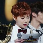 [EXO] 12기앨범 신의한<b>수지</b> 않냐