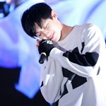 [EXO] "아빠랑 <b>코오</b> 잘까요?"