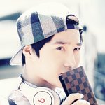 [EXO] 친구를 기다리다 우연히 고딩동창을만났다.