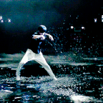 [EXO] <b>빗물</b>이 신발에안들어가게피했지만 결국들어감 