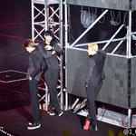 [EXO] 여자화장실 앞에서 여친 기다리는 <b>남친들</b>