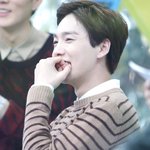 [위너] 진우 사진 주세요 (쭈글)