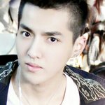 [EXO] 엑소에서끝까지살아남을거같은<b>맴버</b>