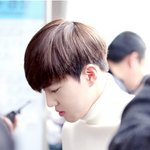 [exo] 남아이돌중 제일 하얀 것 같은 <b>수호</b>! 자체 발광하던날