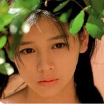 예뻐서그런데 이사람 이름이뭐에요?