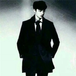 [EXO] 경수는 진짜 어깨도 존나넓고 <b>키도</b>컷으면