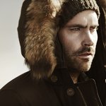 몽클레어와 싱크로율 100%? 페스<b>포우</b> 패딩