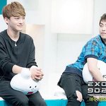[시우민] 시우민 누가 그렇게 앉으래!(902014)