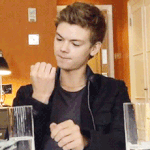 [뉴트] 눈 크게 떠 거기 <b>충돌</b>직전 폭주를 멈춰 